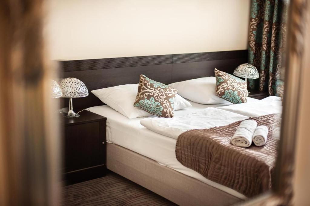 Hotel Willa Adriana Плоцк Екстериор снимка