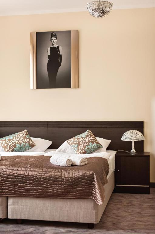 Hotel Willa Adriana Плоцк Екстериор снимка